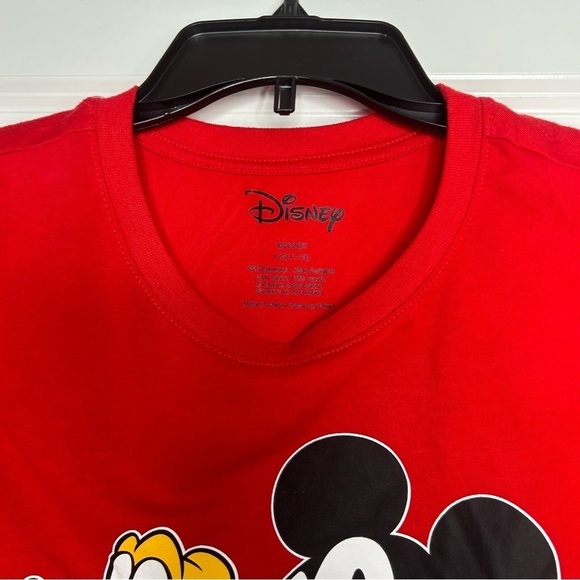 2/$30 Disney Mickey Mouse & Pluto Red Scoop neck Cap Sleeve Womens Tshirt Large - Picture 4 of 10